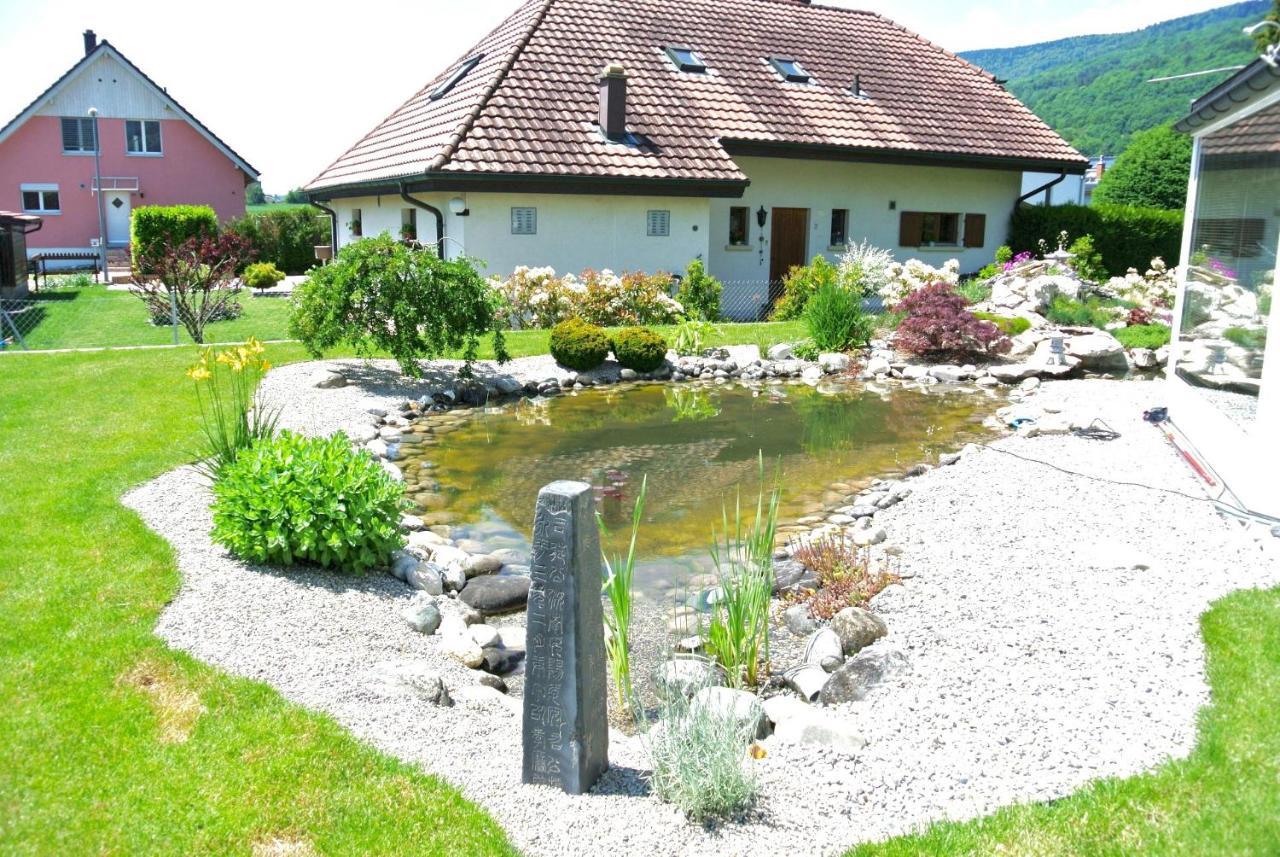 Bed And Breakfast La Petite Thielle Cressier Exterior photo